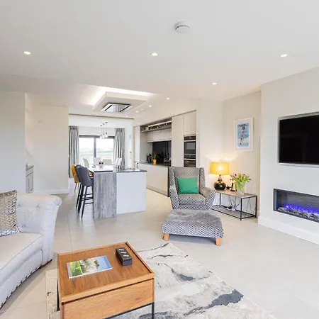Curran Gate Luxury Serviced Apartments, Portrush Extérieur photo