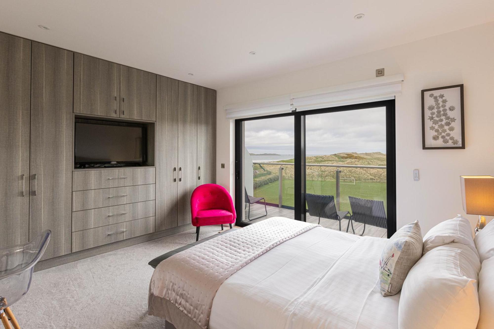 Curran Gate Luxury Serviced Apartments, Portrush